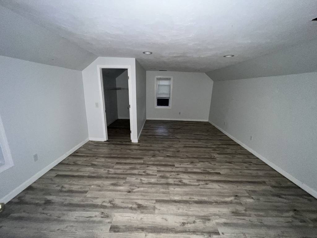 North Attleboro, MA 02760,15 Richards Avr #1