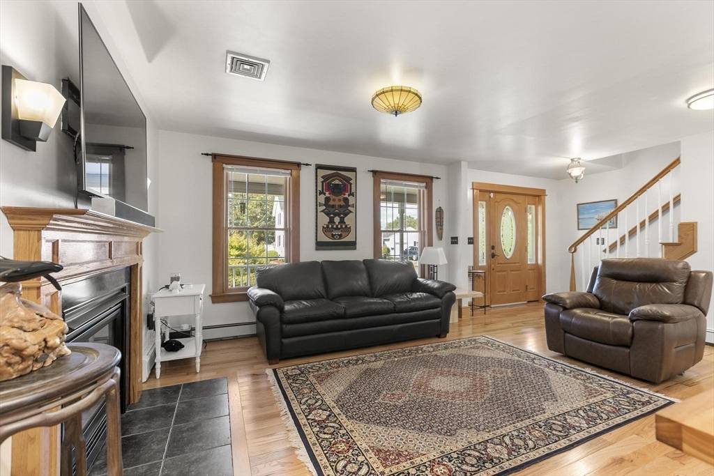 Woburn, MA 01801,19 Quimby Avenue