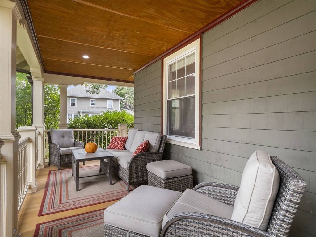 Boston, MA 02132,37 Pomfret St