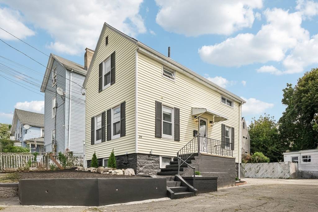 Everett, MA 02149,39 Tappan St