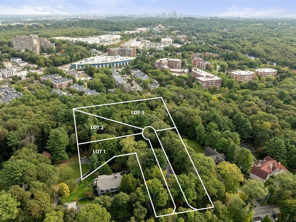 Newton, MA 02459,136 Dudley Rd