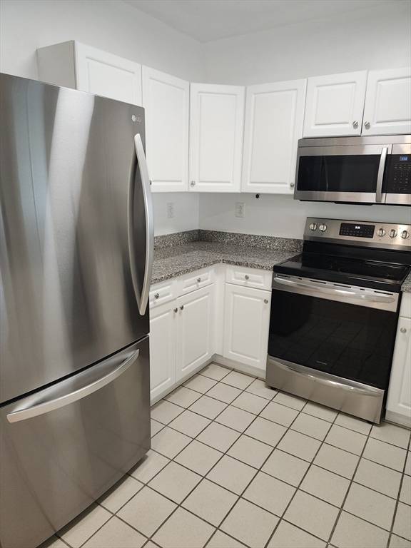 Quincy, MA 02169,1 Cityview Ln #506