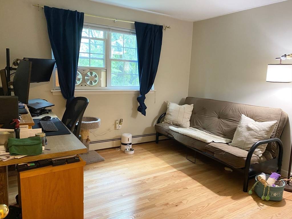 Waltham, MA 02452,64 Jacqueline Rd #5