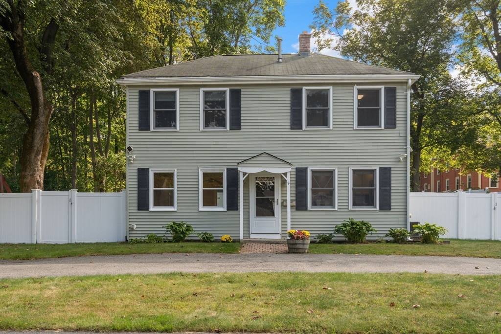 Natick, MA 01760,9 Stratford Rd