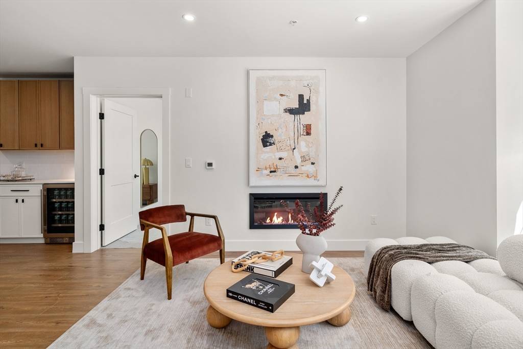 Canton, MA 02021,20 Audubon Way #Unit 205