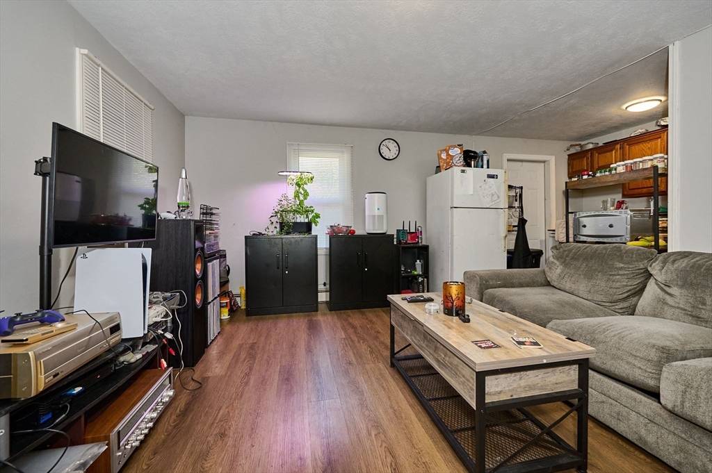 Russell, MA 01071,1172 Huntington Rd