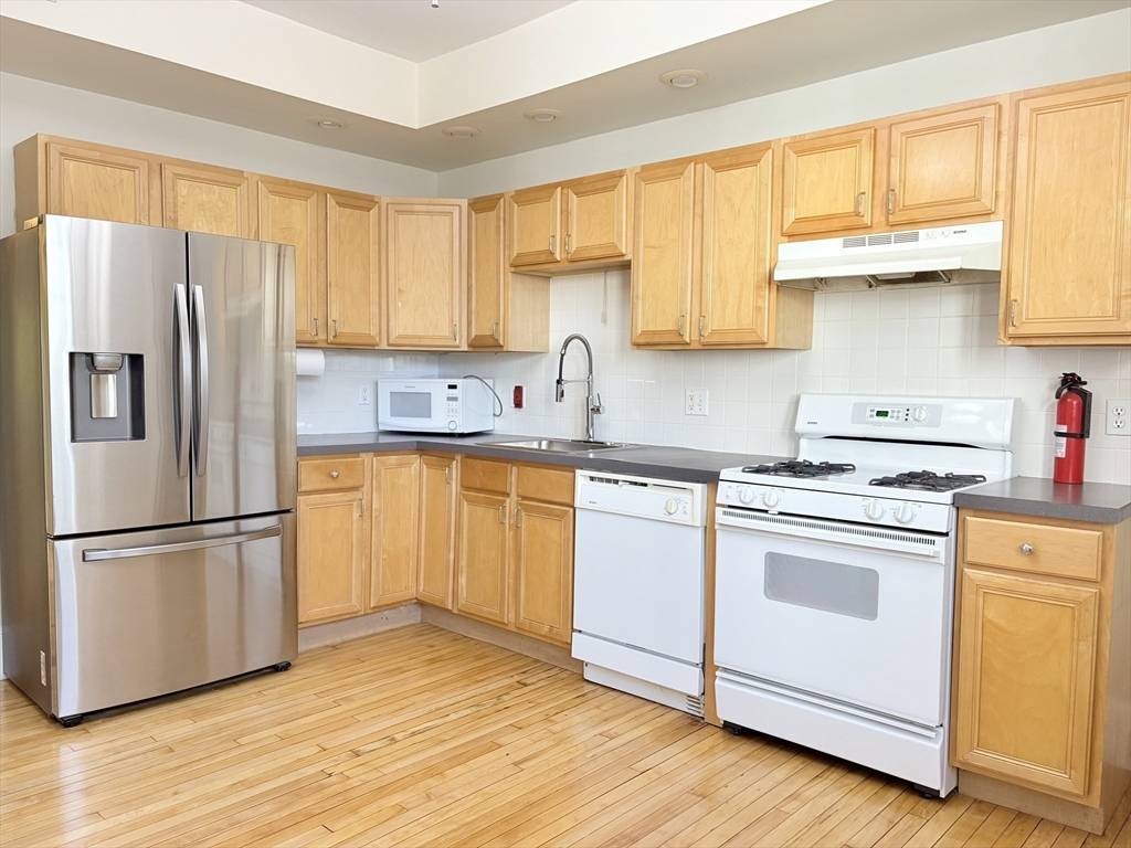 Cambridge, MA 02141,367 Cardinal Mederios #1