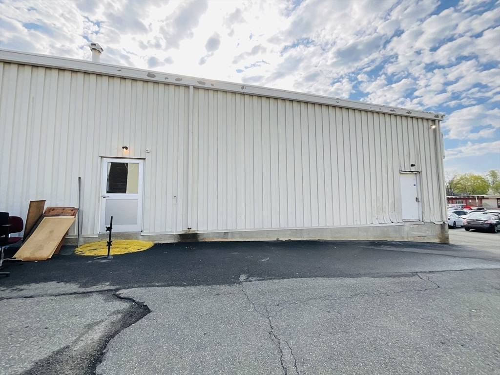 Pittsfield, MA 01201,113 West