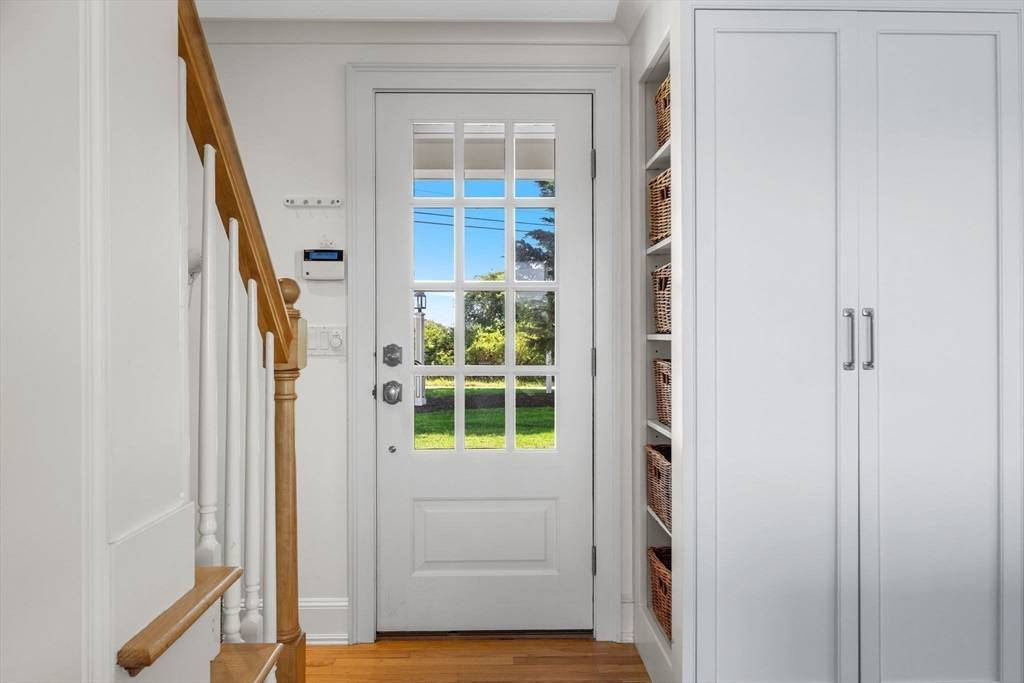 Chatham, MA 02633,346 Morris Island Road