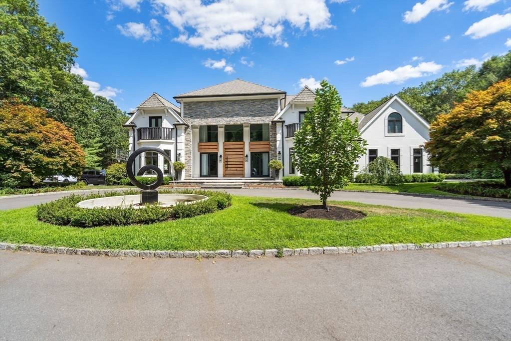 Concord, MA 01742,497 Old Road To 9 Acre Corner