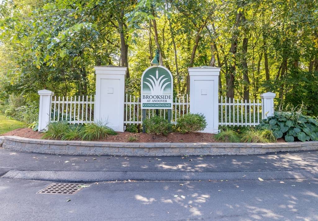 Andover, MA 01810,701 Brookside Dr #701