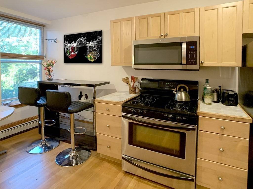 Cambridge, MA 02141,148 Berkshire St #4