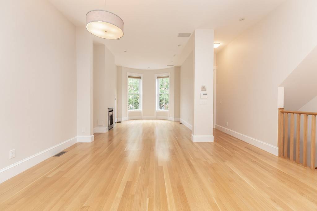 Boston, MA 02118,41 Rutland Sq #1