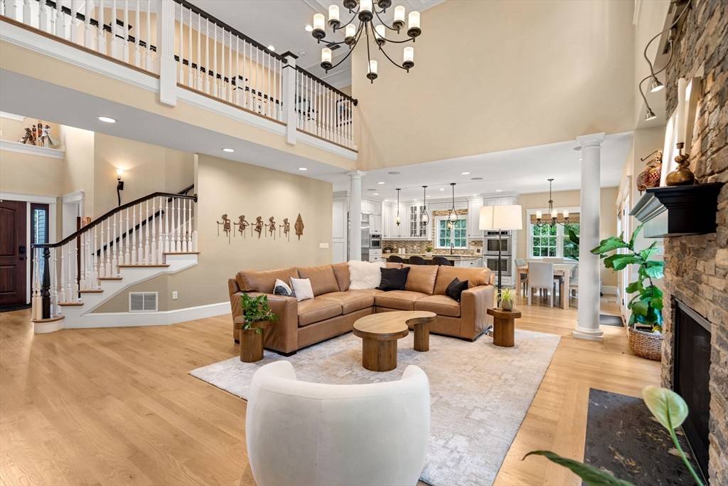 Newburyport, MA 01950,1 Lancaster Rd.