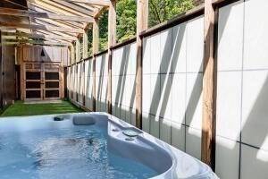 Falmouth, MA 02536,50 Rivers Edge Rd