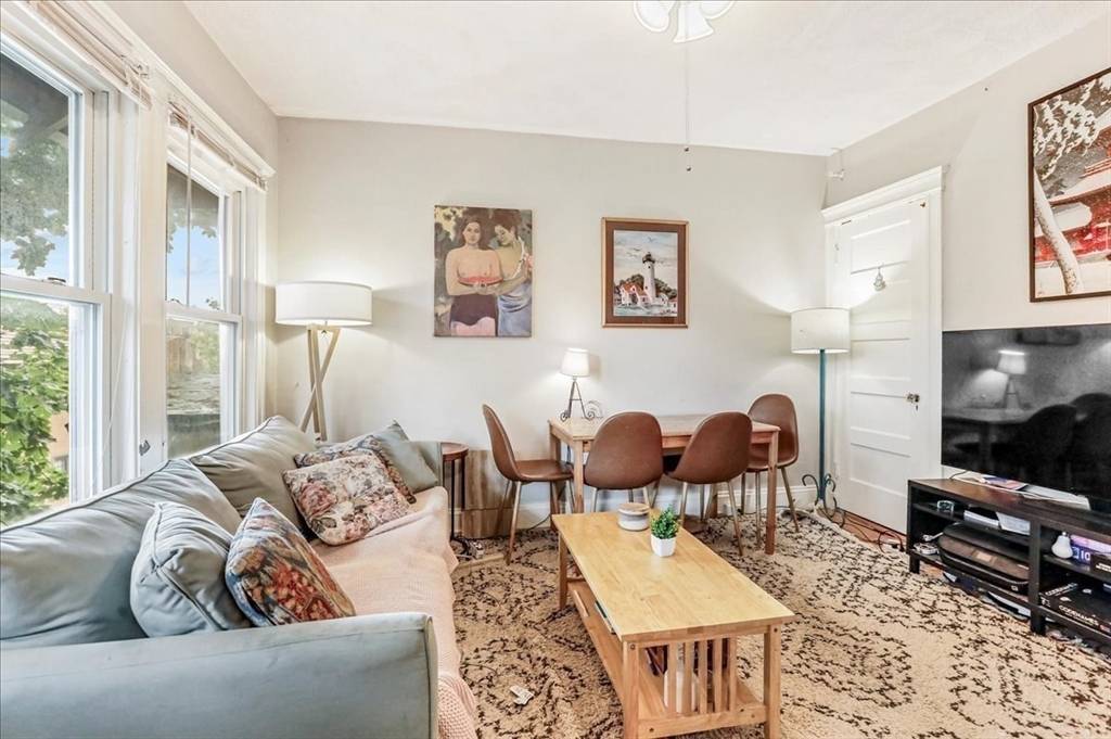 Cambridge, MA 02138,1619 Massachusetts Ave #PH37