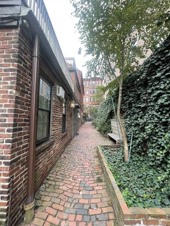 Boston, MA 02114,36 Joy Court #TH