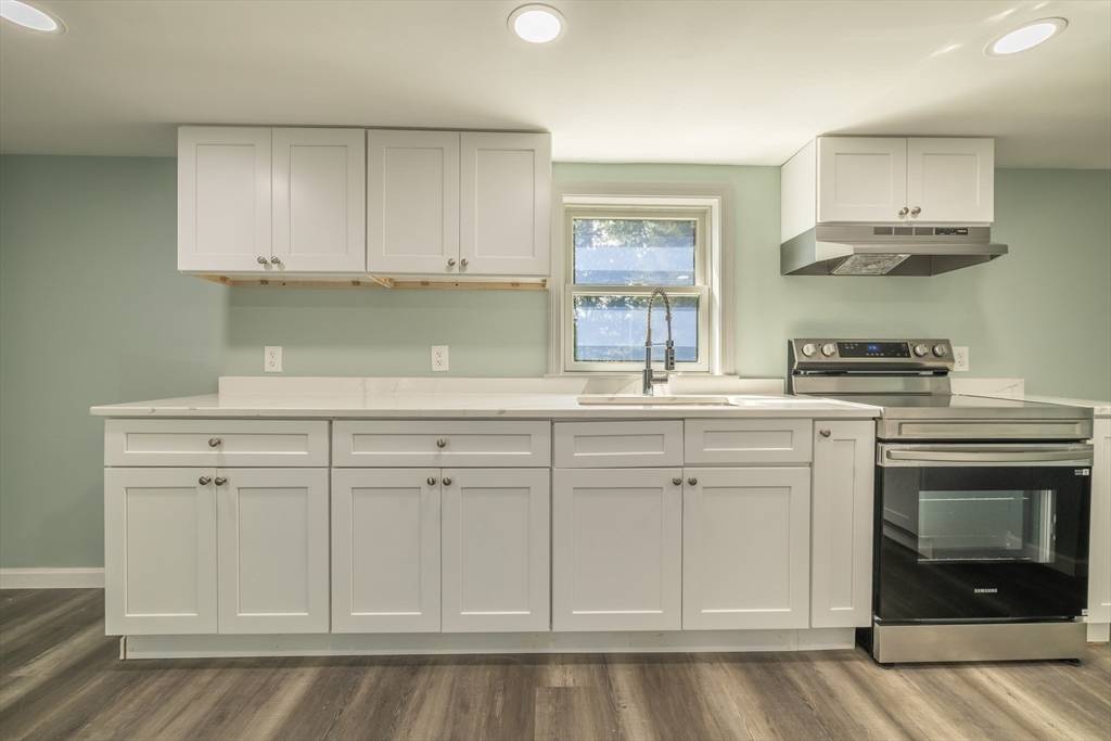 West Brookfield, MA 01585,3 Old Ware Rd