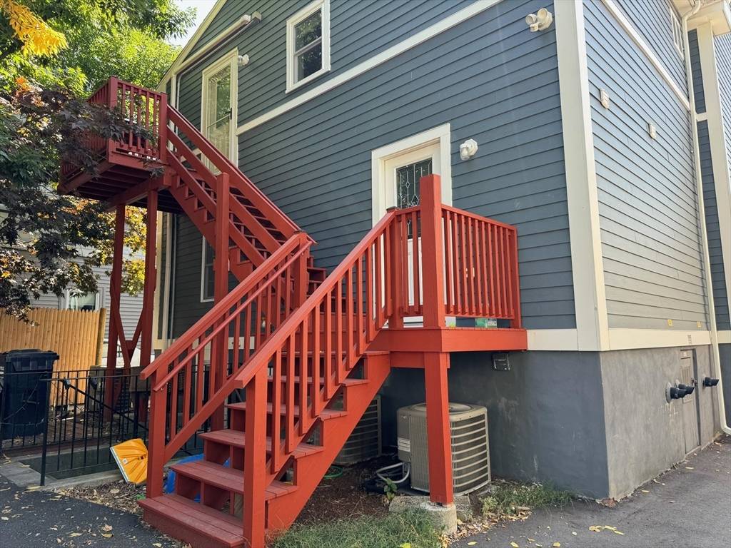 Cambridge, MA 02140,179 Rindge Ave #1