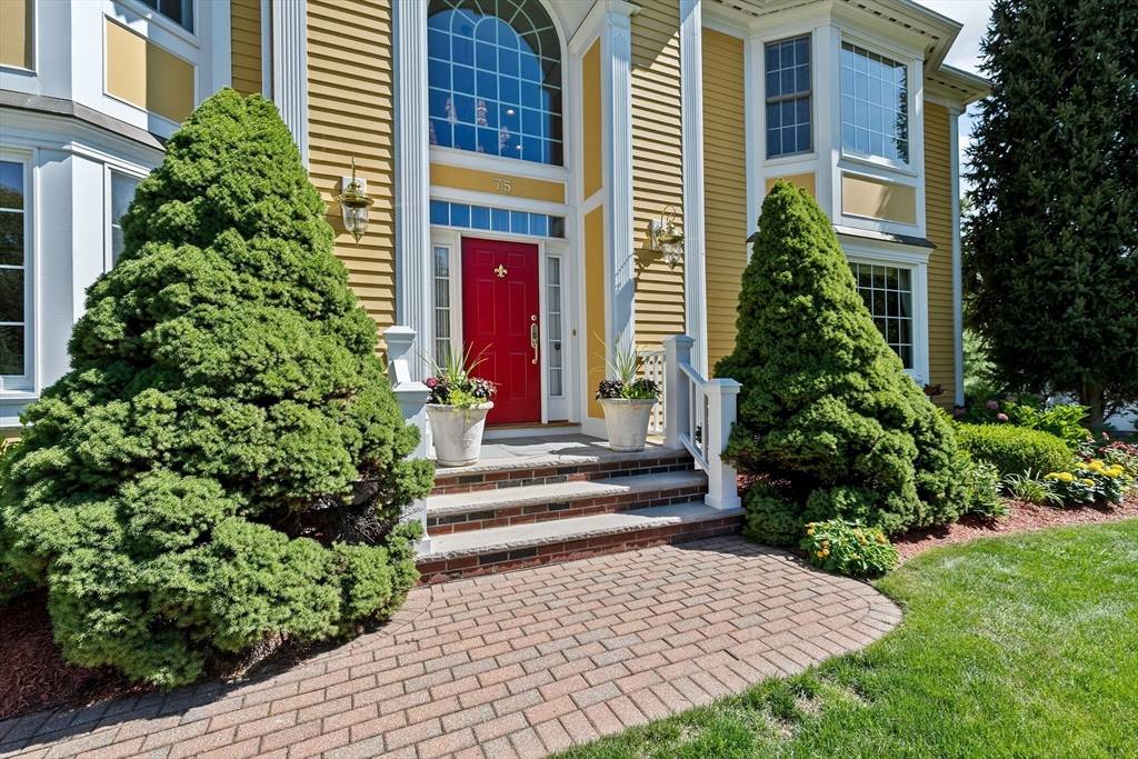 North Andover, MA 01845,75 Thistle Road