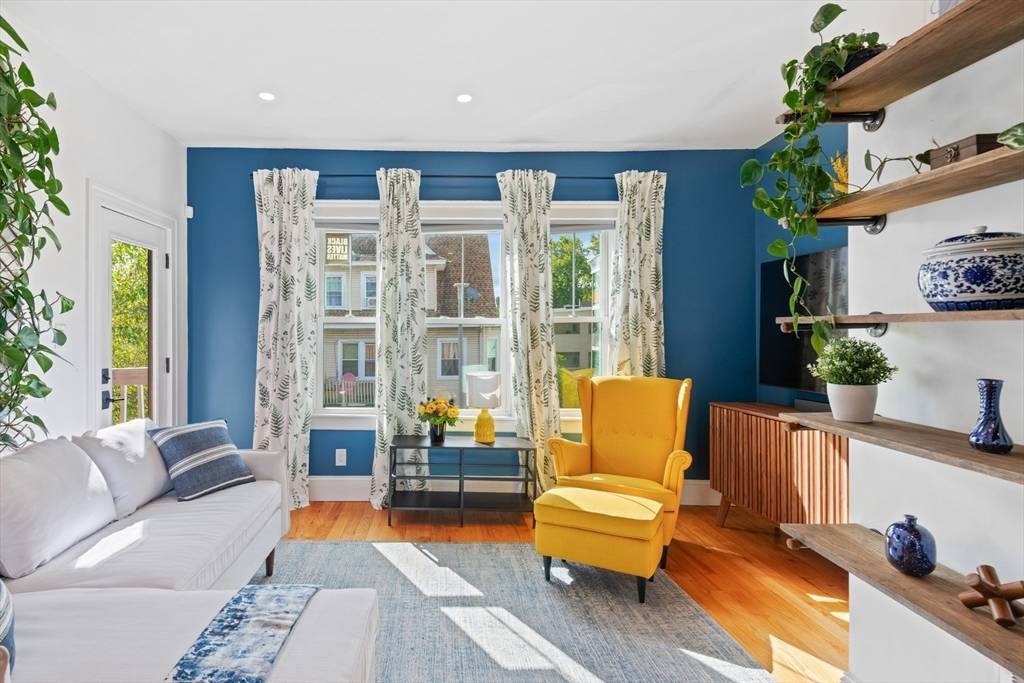 Boston, MA 02124,359 Park St #4