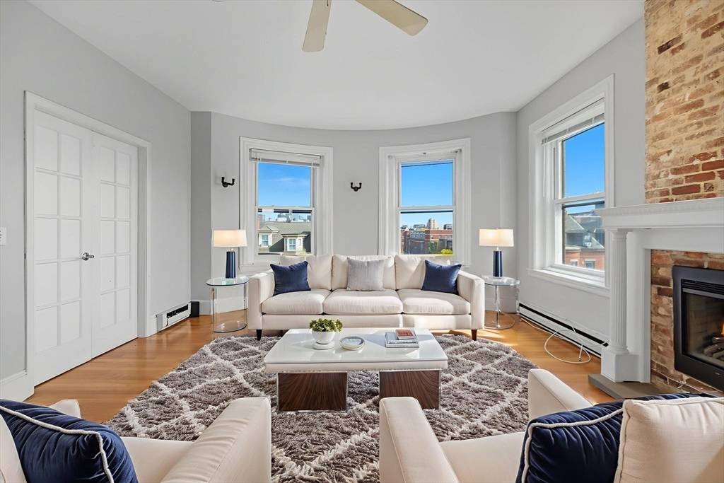 Boston, MA 02118,583 Massachusetts Ave #5