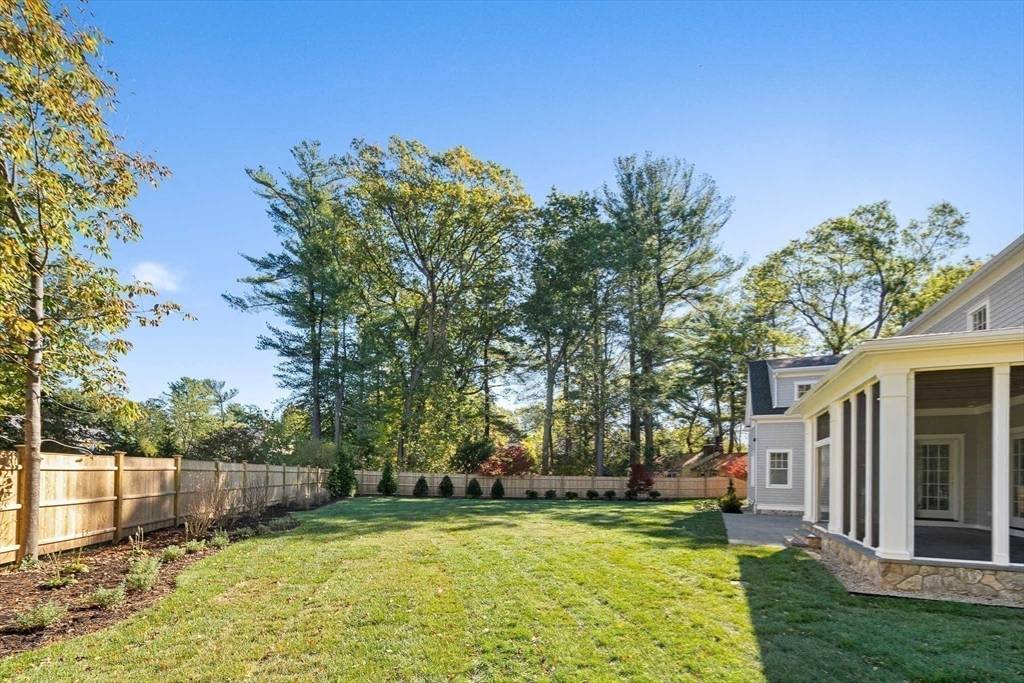 96 Independence Rd, Concord, MA 01742