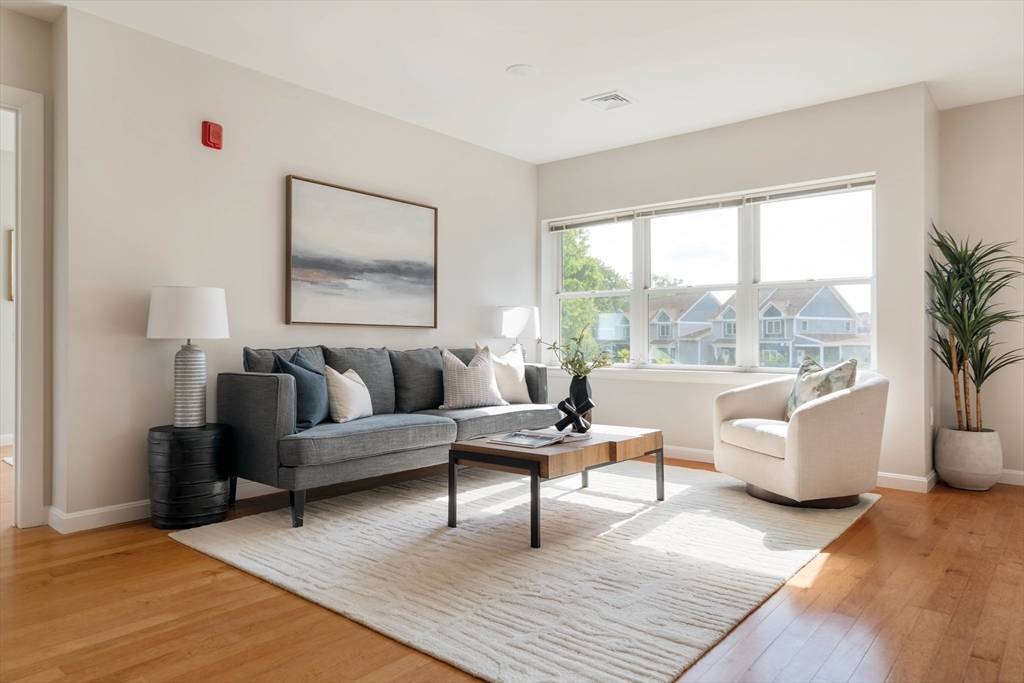 Boston, MA 02126,1 Finch Street