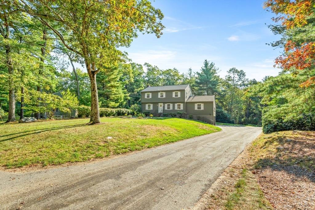 Bedford, MA 01730,15 Reeves Rd