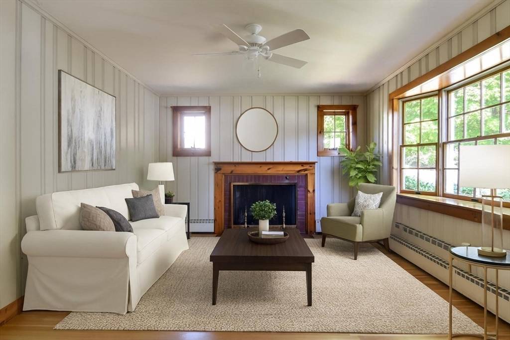 Hopkinton, MA 01748,2 Curtis Road