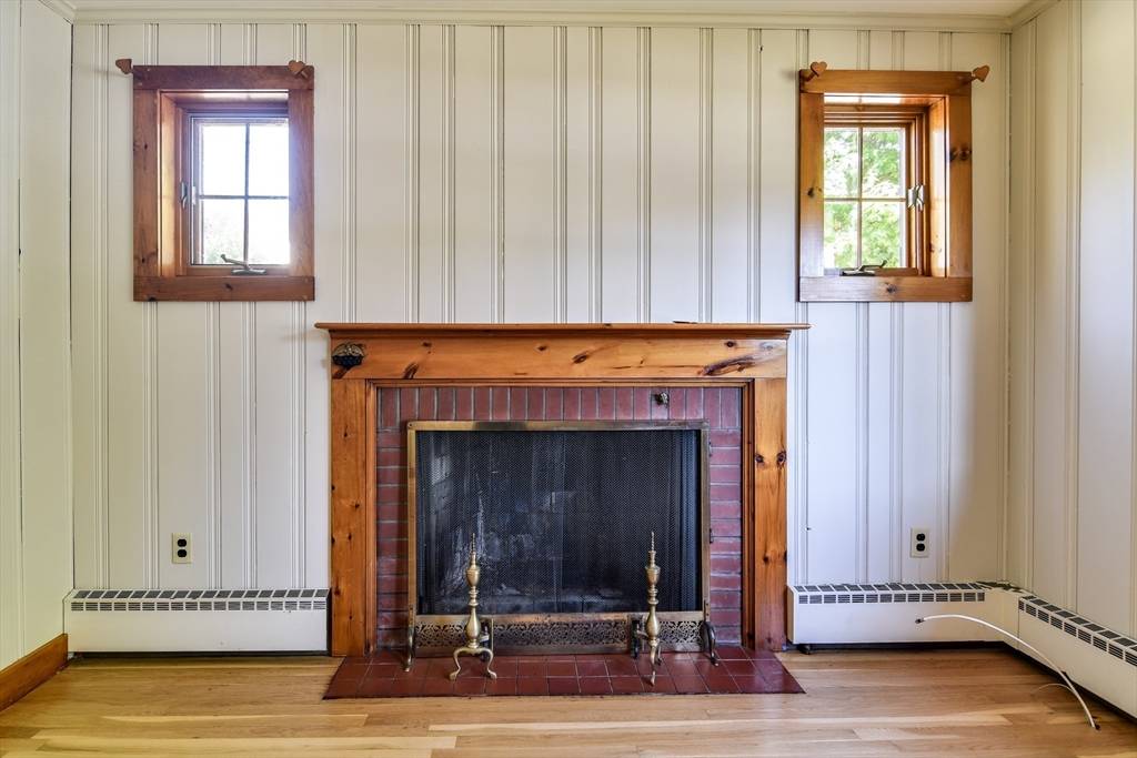 Hopkinton, MA 01748,2 Curtis Road