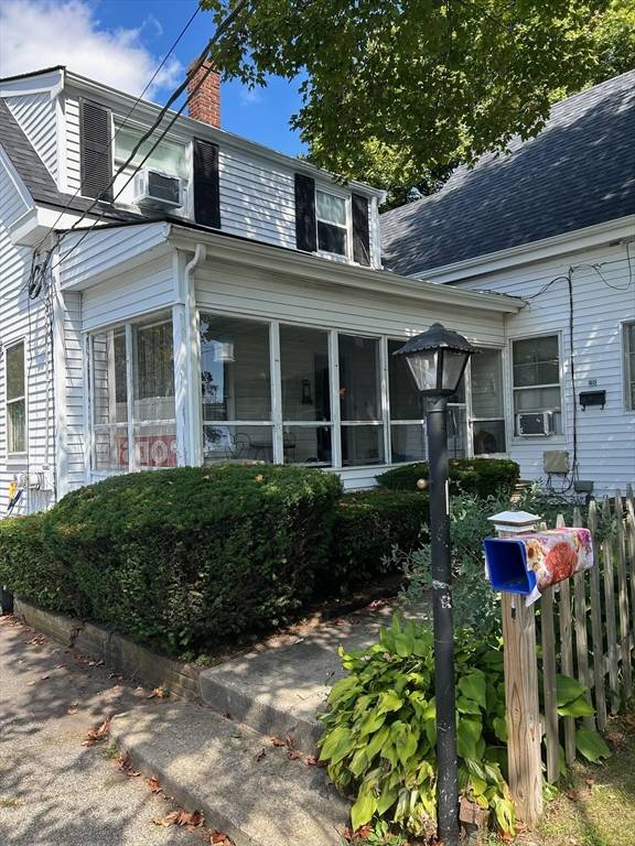 Abington, MA 02351,40 Wales