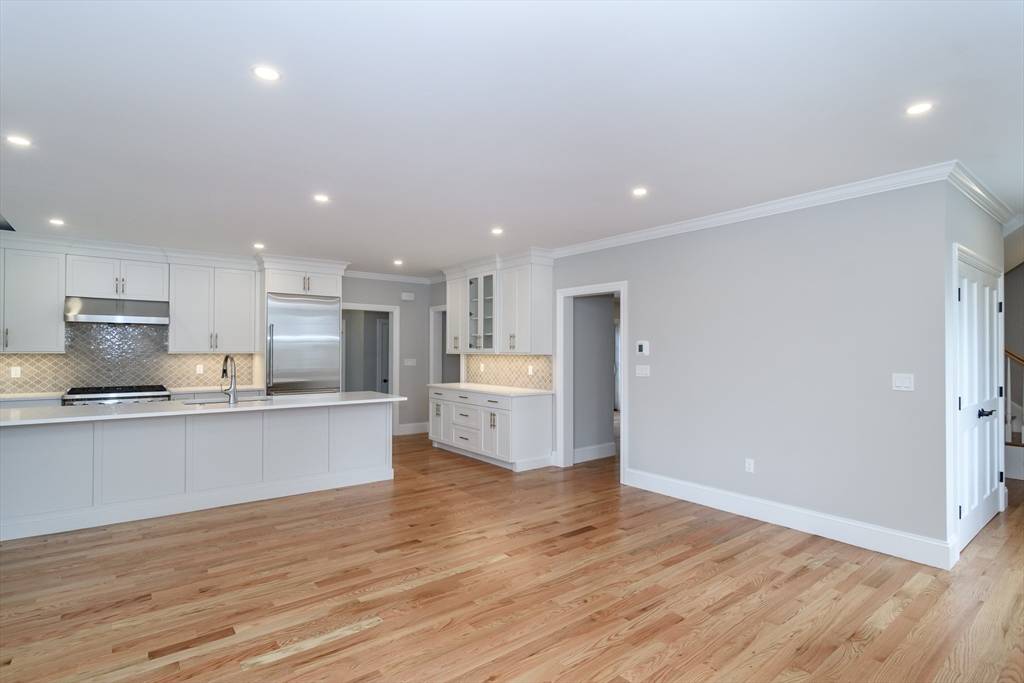 Milton, MA 02186,61 Wolcott Woods Lane #61