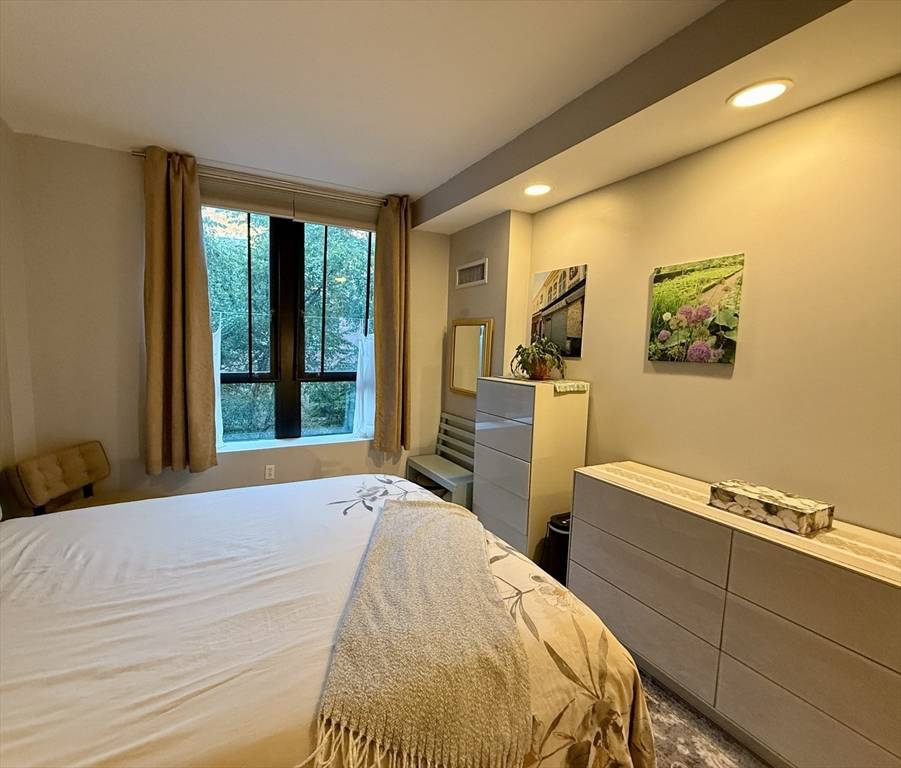 Boston, MA 02130,251 Heath Street #217