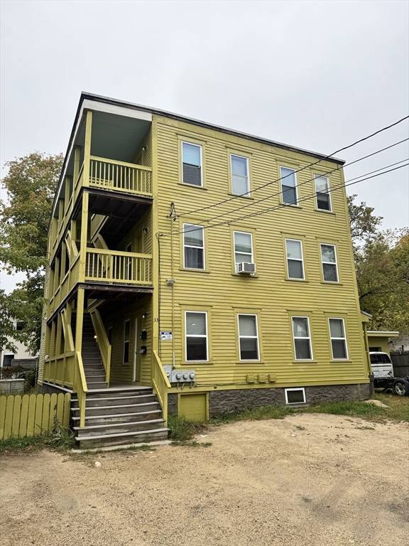 Southbridge, MA 01550,33 Thomas Street #1