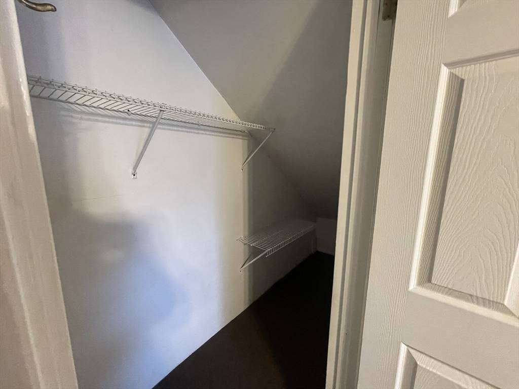 Worcester, MA 01603,7 Buffum St #2