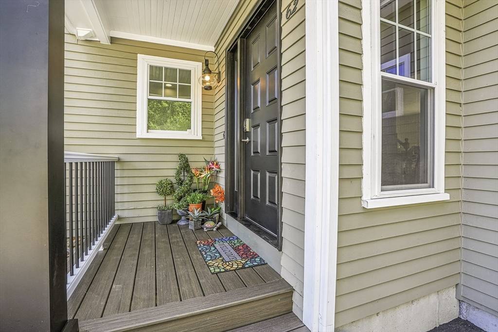 Holliston, MA 01746,62 Ashland