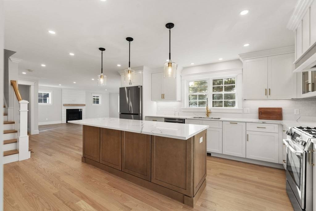 Natick, MA 01760,278 N Main St