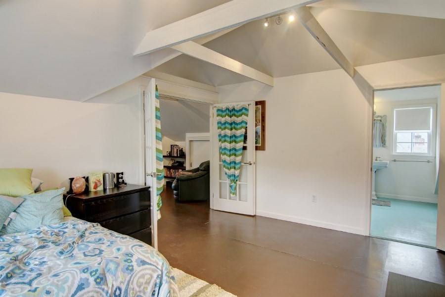 Providence, RI 02906,132 Eleventh Street