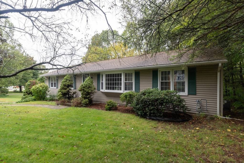 Shrewsbury, MA 01545,39 Old Brook Rd