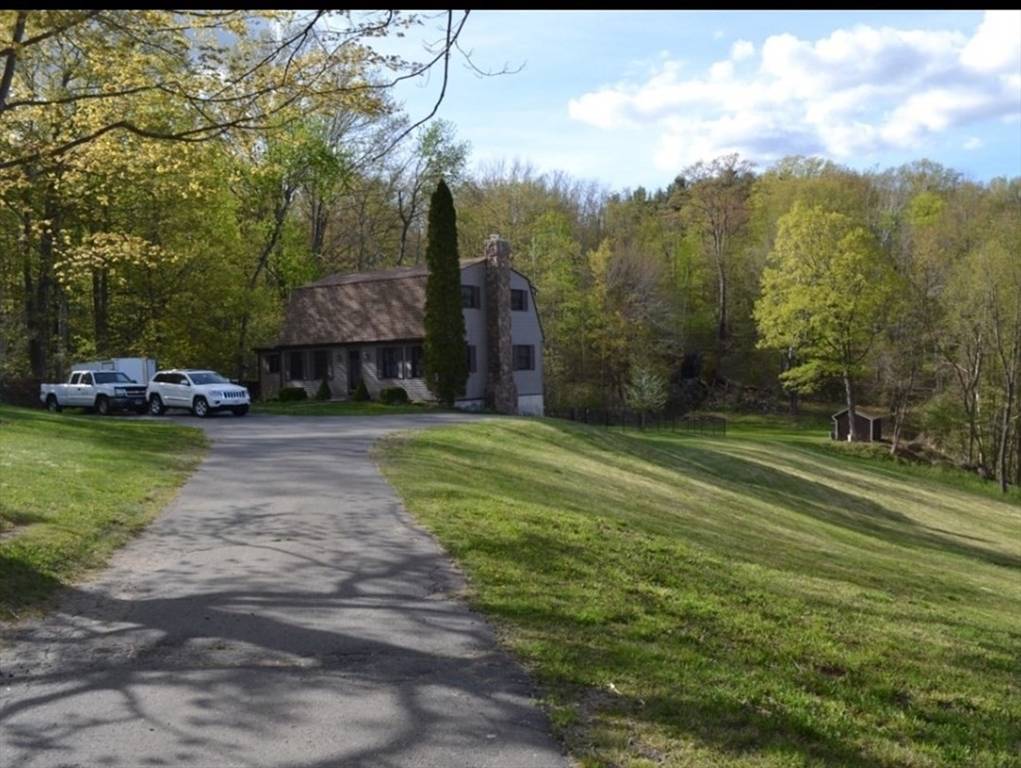 Granville, MA 01034,640 Main Rd