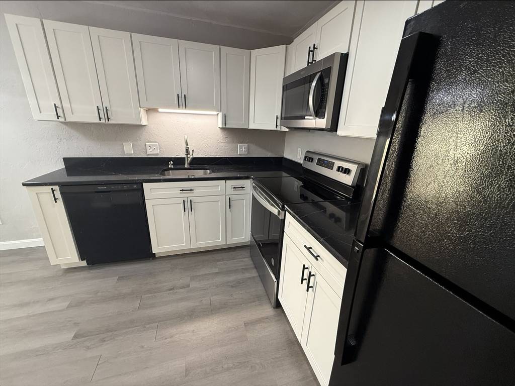 Everett, MA 02149,22 Irving St #15