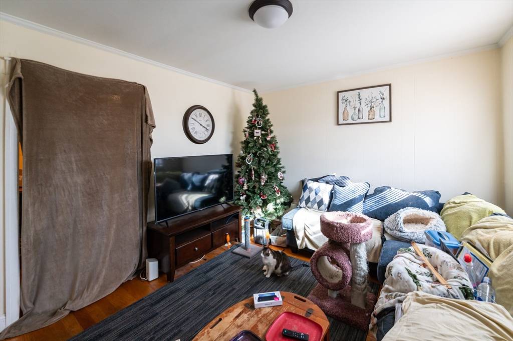 Lowell, MA 01850,57 Lakeview Ave