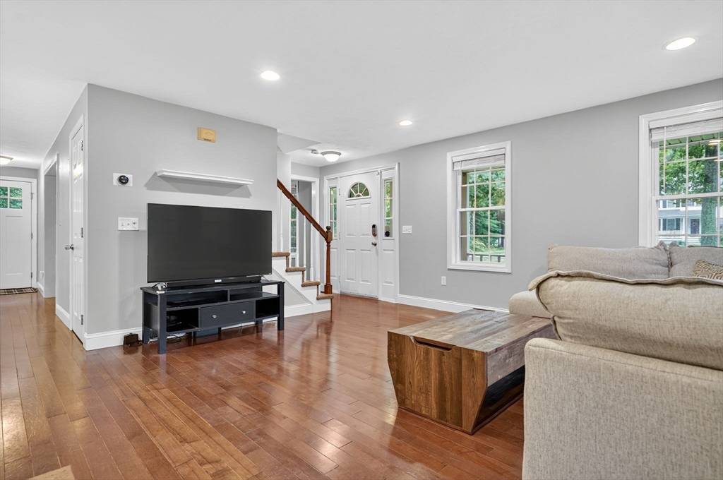 Taunton, MA 02780,165 King James Blvd