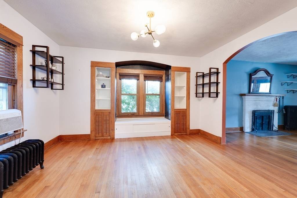 Springfield, MA 01108,60 Blake Street