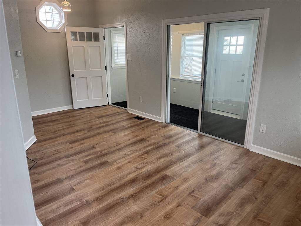 North Andover, MA 01845,11 2nd St #1