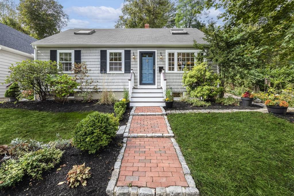 Marblehead, MA 01945,20 Cheever Ave