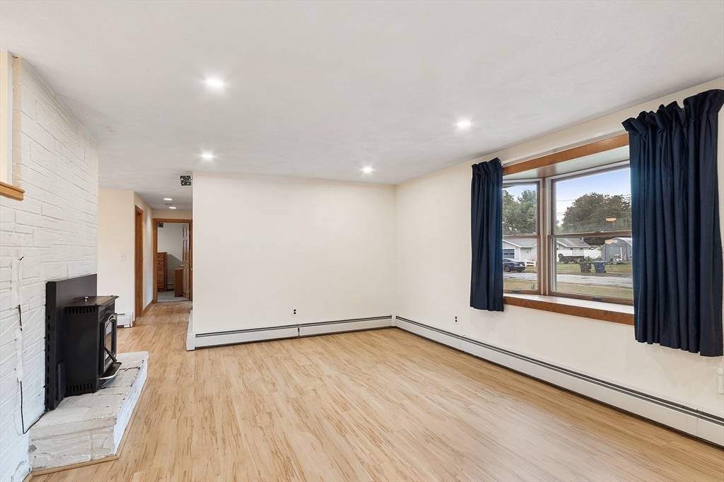 Danvers, MA 01923,6 Colgate St