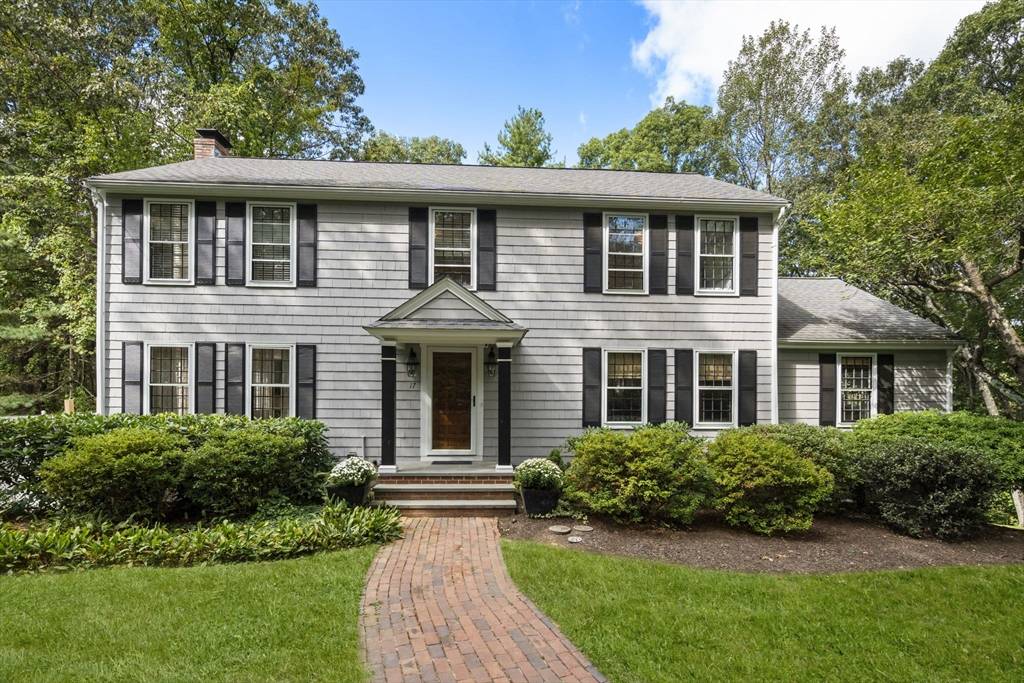 Wayland, MA 01778,17 Smokey Hill Rd