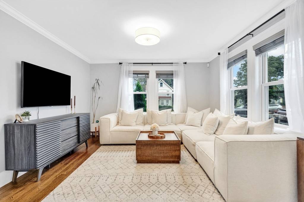 Boston, MA 02131,543 Hyde Park Ave #1